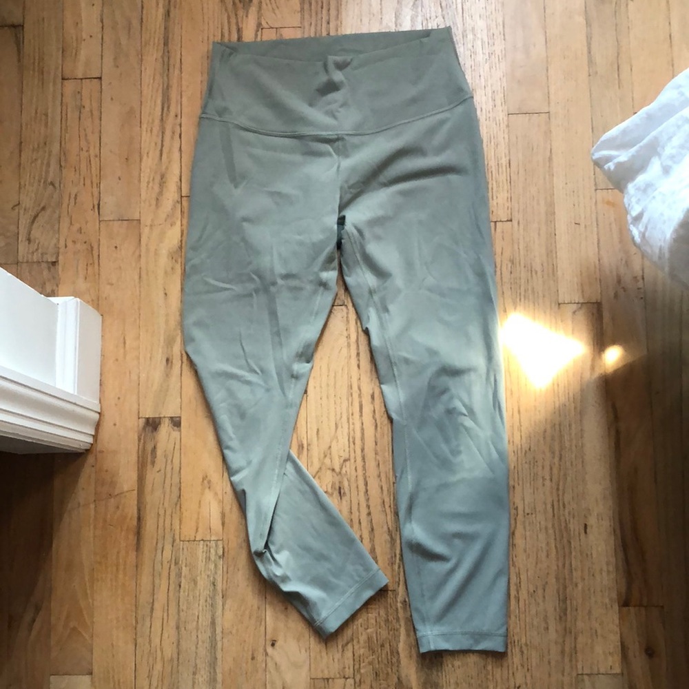 Lululemon Wonder Under 7/8th Leggings
